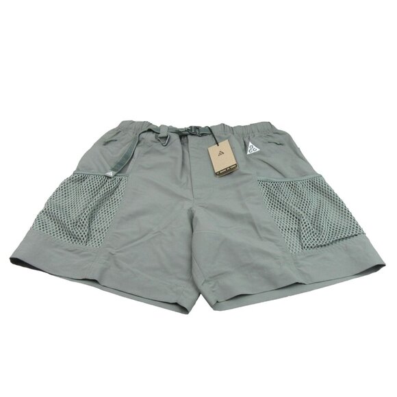 Nike ACG "Snowgrass" Cargo Shorts Men's Size Large Dark Stucco NEW